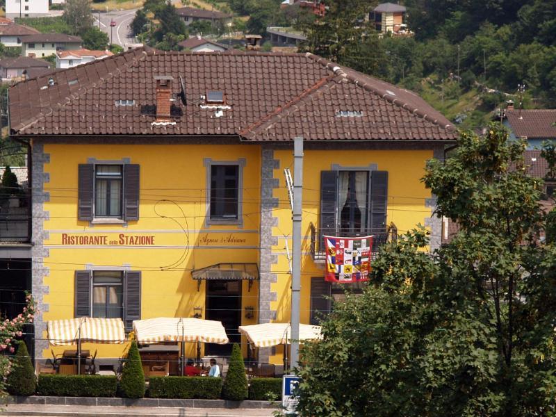 Bed and Breakfast Ristorante Della Stazione Da Yanelo Intragna Exterior foto