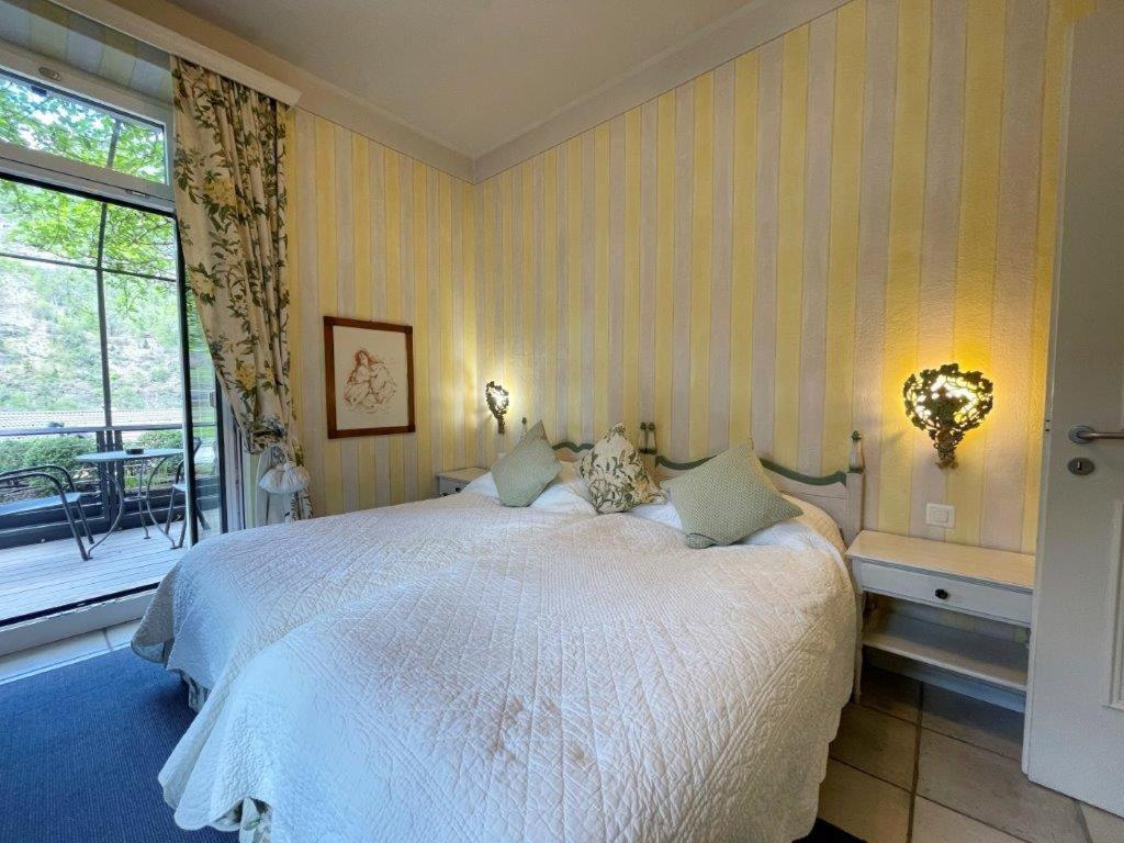 Bed and Breakfast Ristorante Della Stazione Da Yanelo Intragna Exterior foto