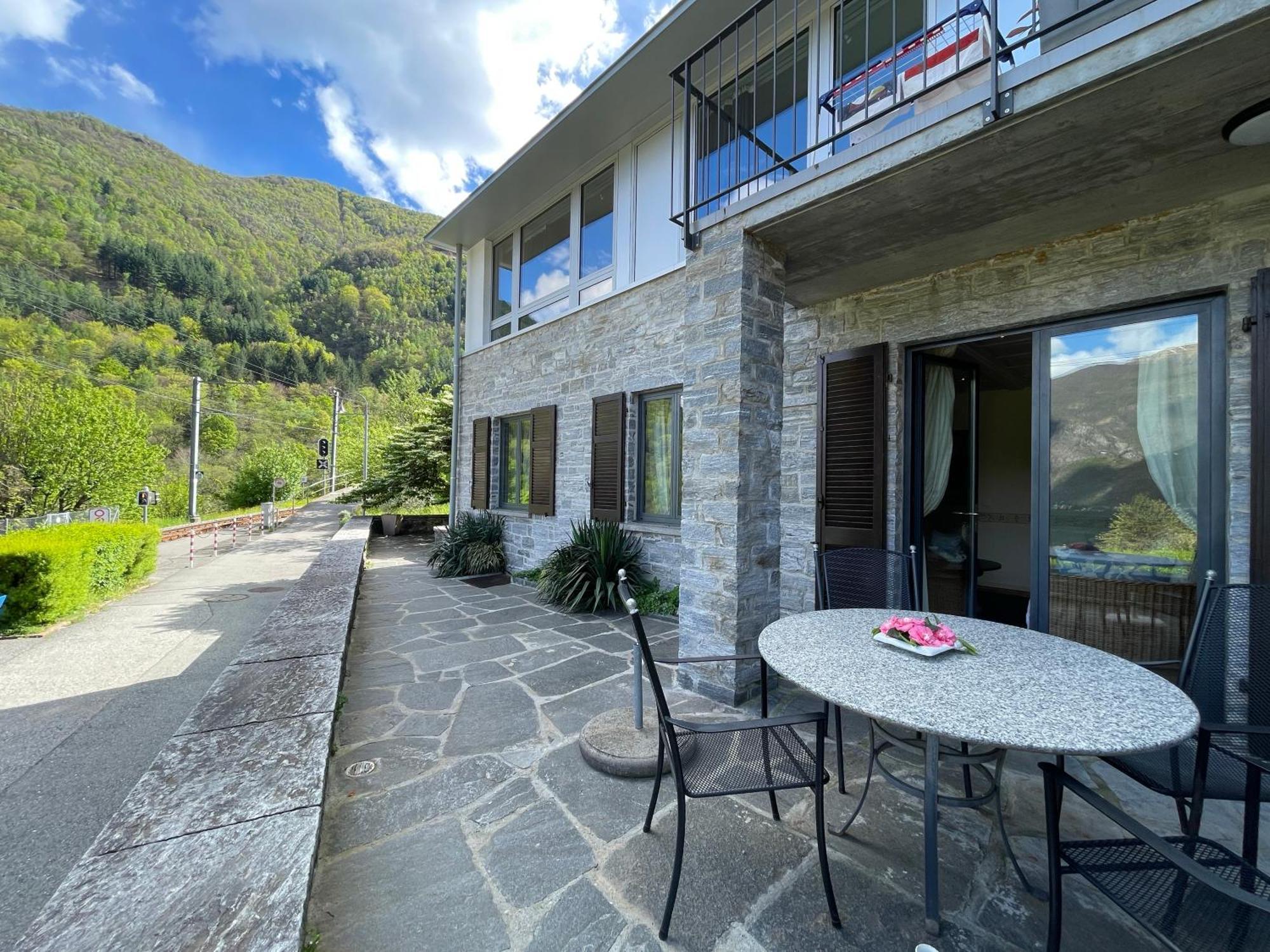 Bed and Breakfast Ristorante Della Stazione Da Yanelo Intragna Exterior foto